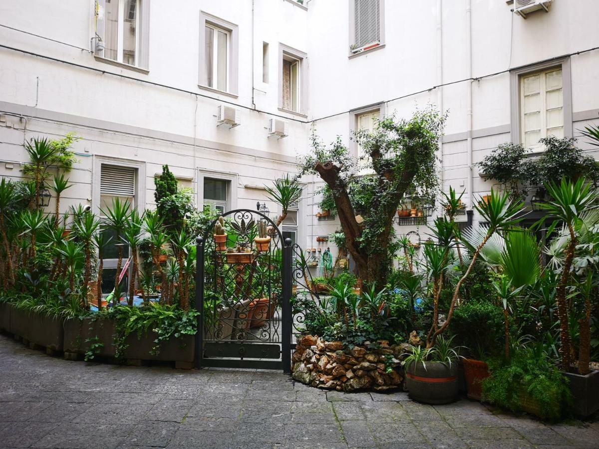 B&B Pantarei Napoli Buitenkant foto